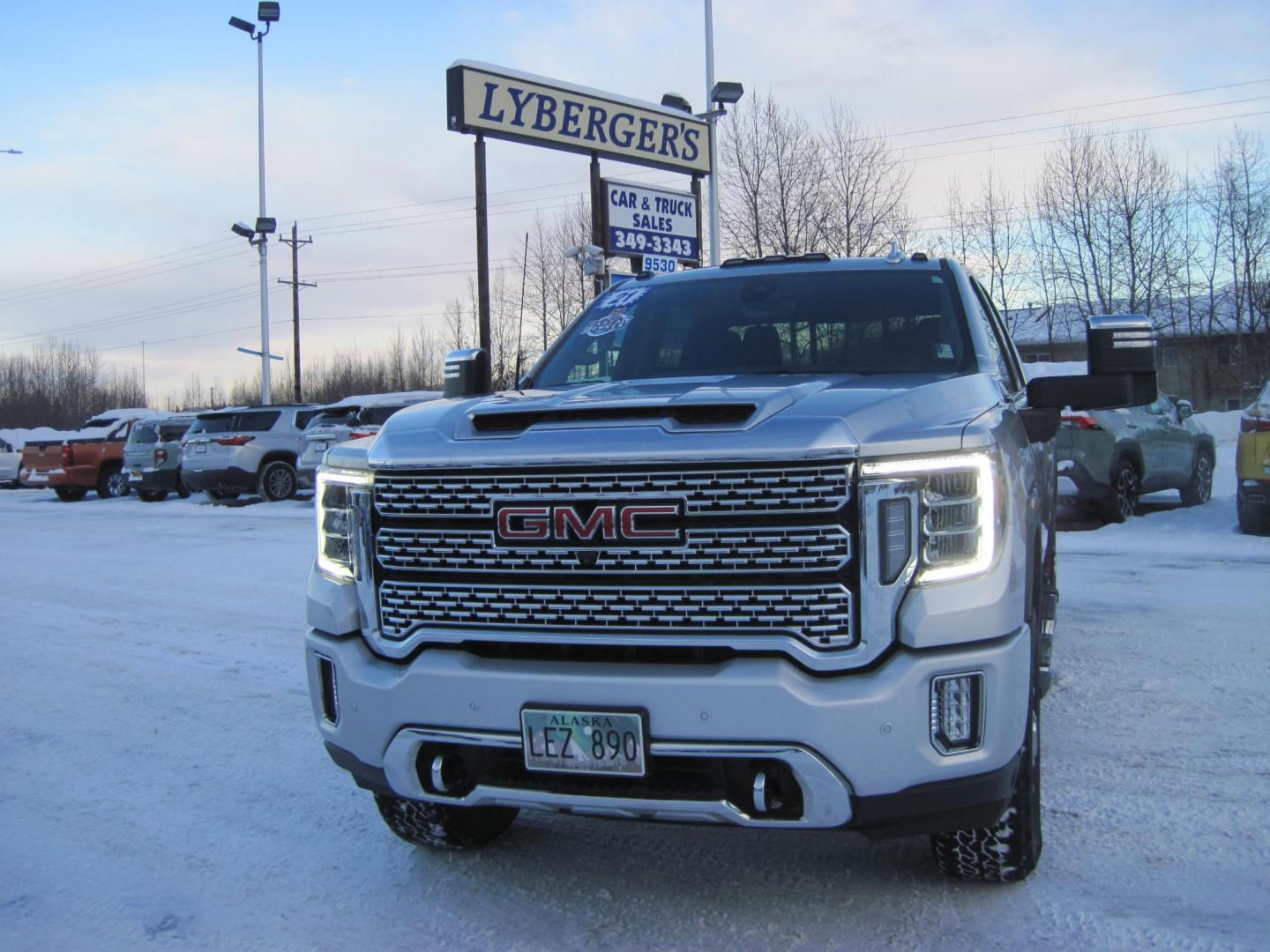 2021 silver /black GMC Sierra 2500HD Denali (1GT49REY0MF) , located at 9530 Old Seward Highway, Anchorage, AK, 99515, (907) 349-3343, 61.134140, -149.865570 - Low Miles on the GMC Sierra 2500 Denali Diesel. Come take a test drive. - Photo#1